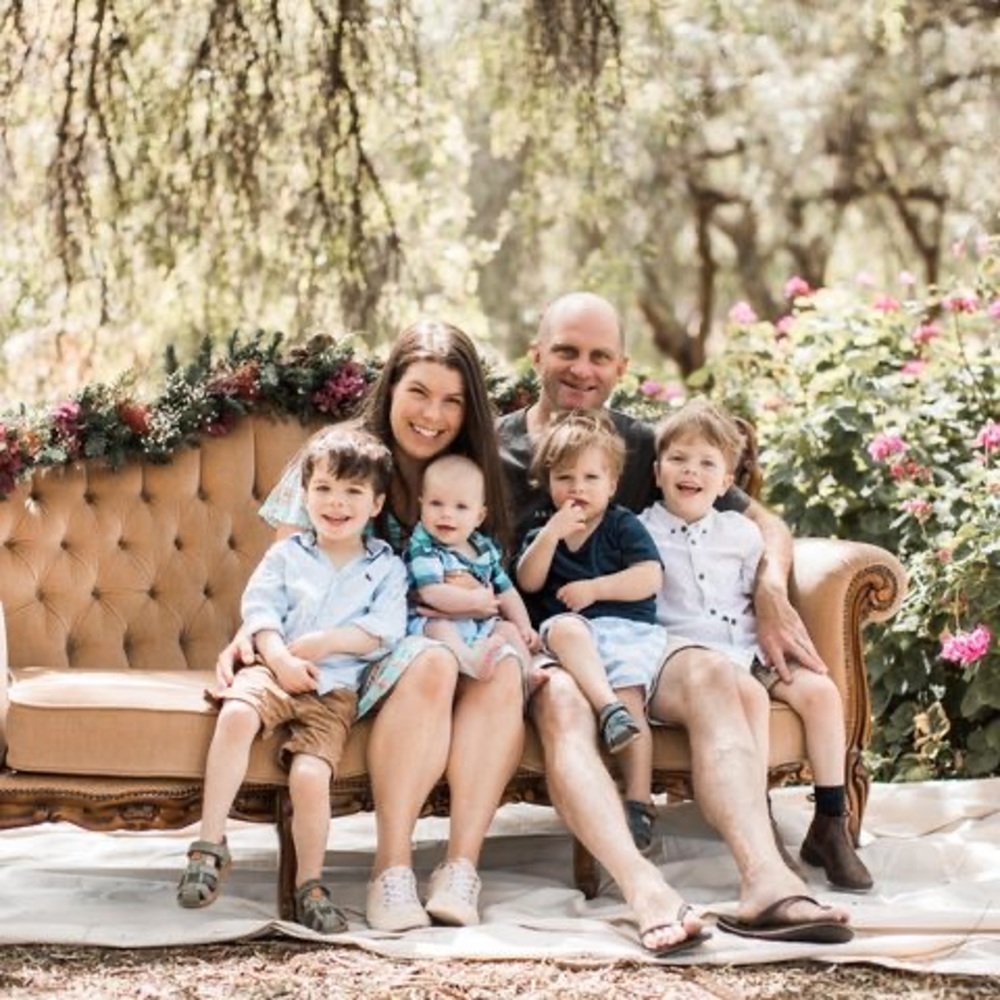 Meet your Posher, Courtney